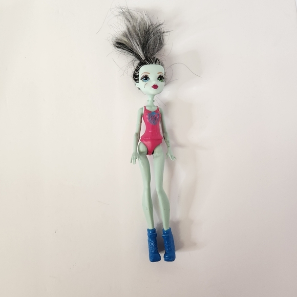 Monster High Frankie Stein Cheerleader Doll Dolls Green Gray Hair 2015 M… - Picture 1 of 8